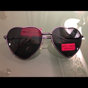 NWT Betsey Johnson Sunglasses